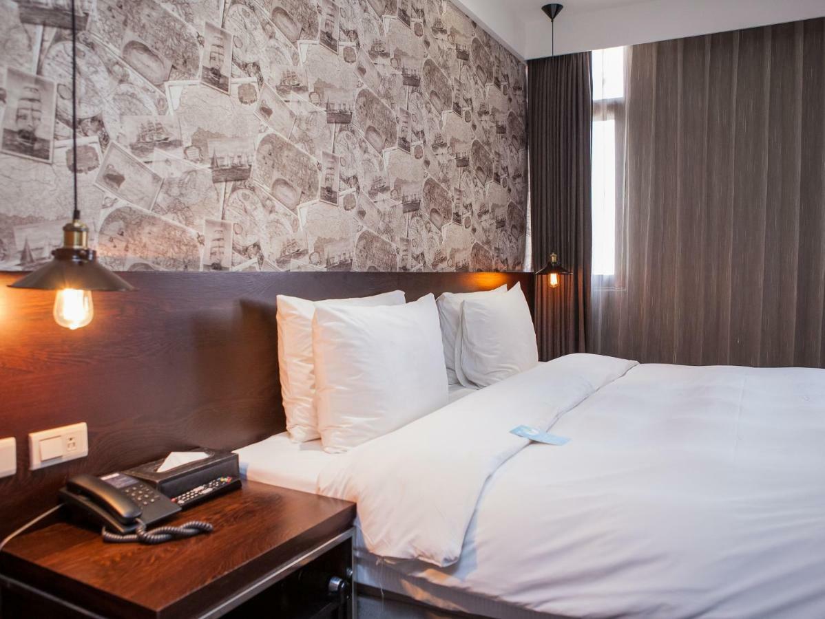Khan Hotel Kaohsziung Kültér fotó